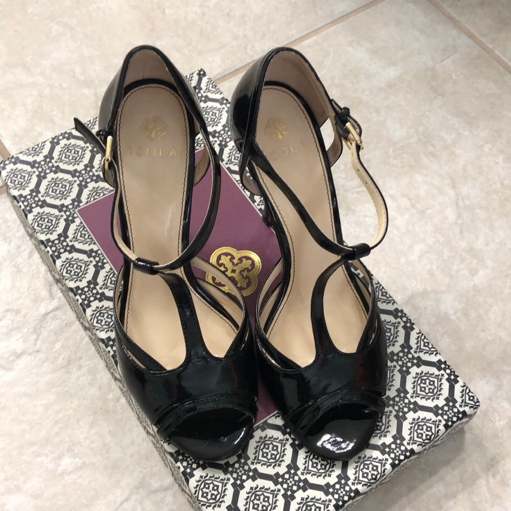 ISOLA Patent Leather Black Shoes